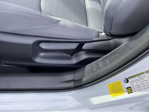 New 2026 Toyota Corolla SE image 30