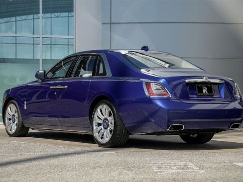 Certified 2023 Rolls-Royce Ghost w/ Ghost Package image 2