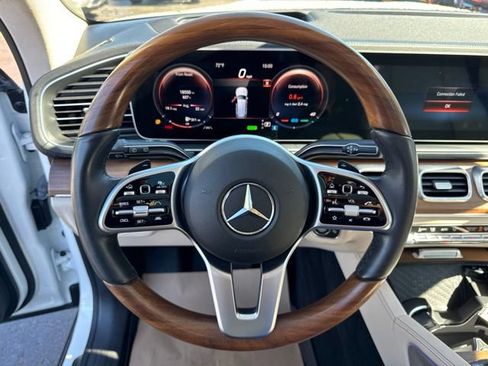 Used 2022 Mercedes-Benz GLS 450 4MATIC image 12