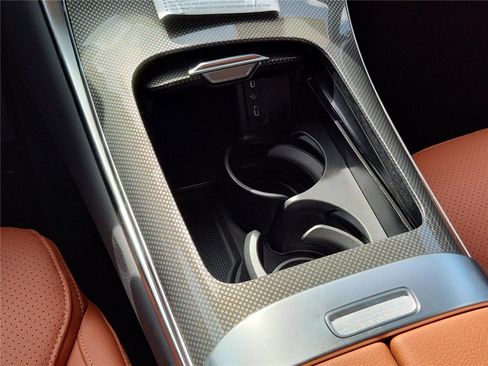 New 2026 Mercedes-Benz GLC 300 image 9