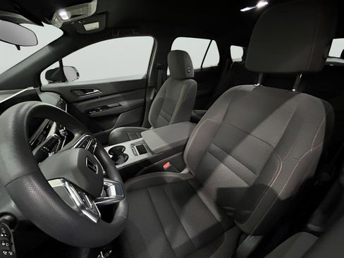 Used 2024 Honda Prologue EX image 25