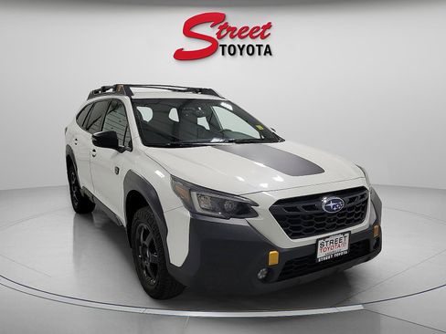 Used 2022 Subaru Outback Wilderness image 5