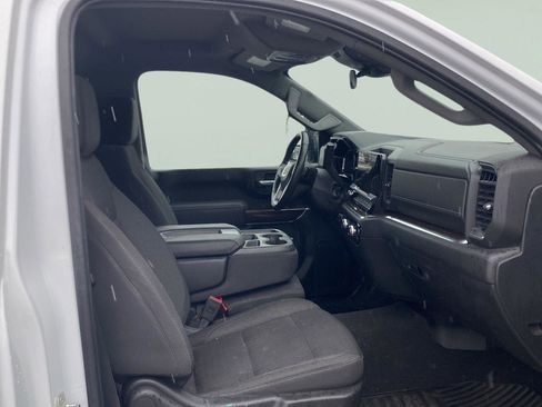 Used 2024 GMC Sierra 2500 SLE w/ SLE Convenience Package AWD/4WD image 9