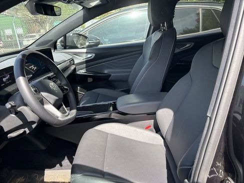 Used 2023 Volkswagen ID.4 Pro S image 7