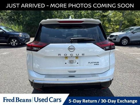 Certified 2024 Nissan Rogue Platinum w/ Platinum Premium Package AWD/4WD image 7