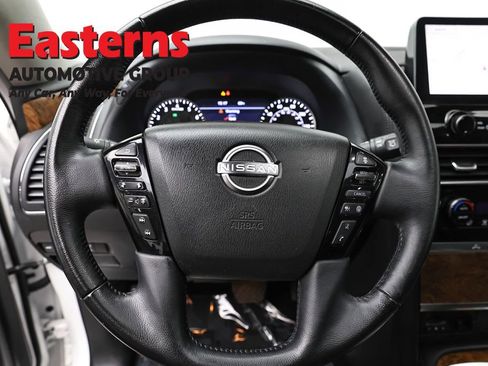 Used 2024 Nissan Armada SL w/ Captain's Chairs Package image 10