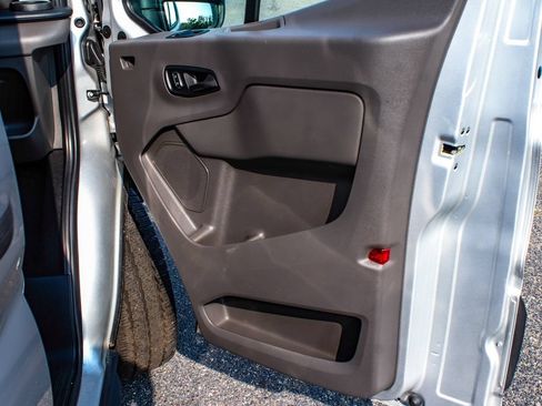 Used 2024 Ford Transit 350 XLT RWD image 11
