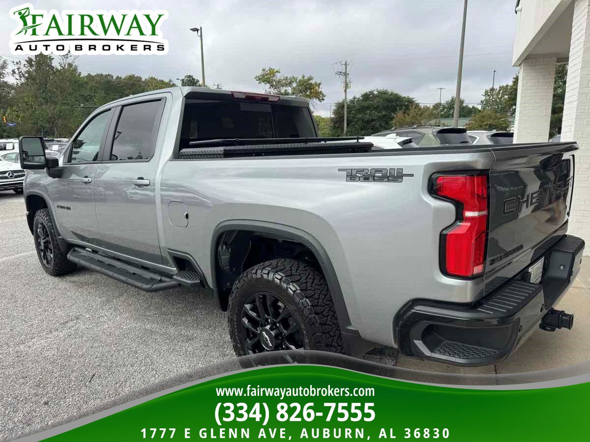 Used 2025 Chevrolet Silverado 2500 LT w/ Trail Boss Package AWD/4WD image 8