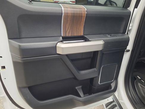 Used 2016 Ford F150 Lariat w/ Equipment Group 502A Luxury image 26