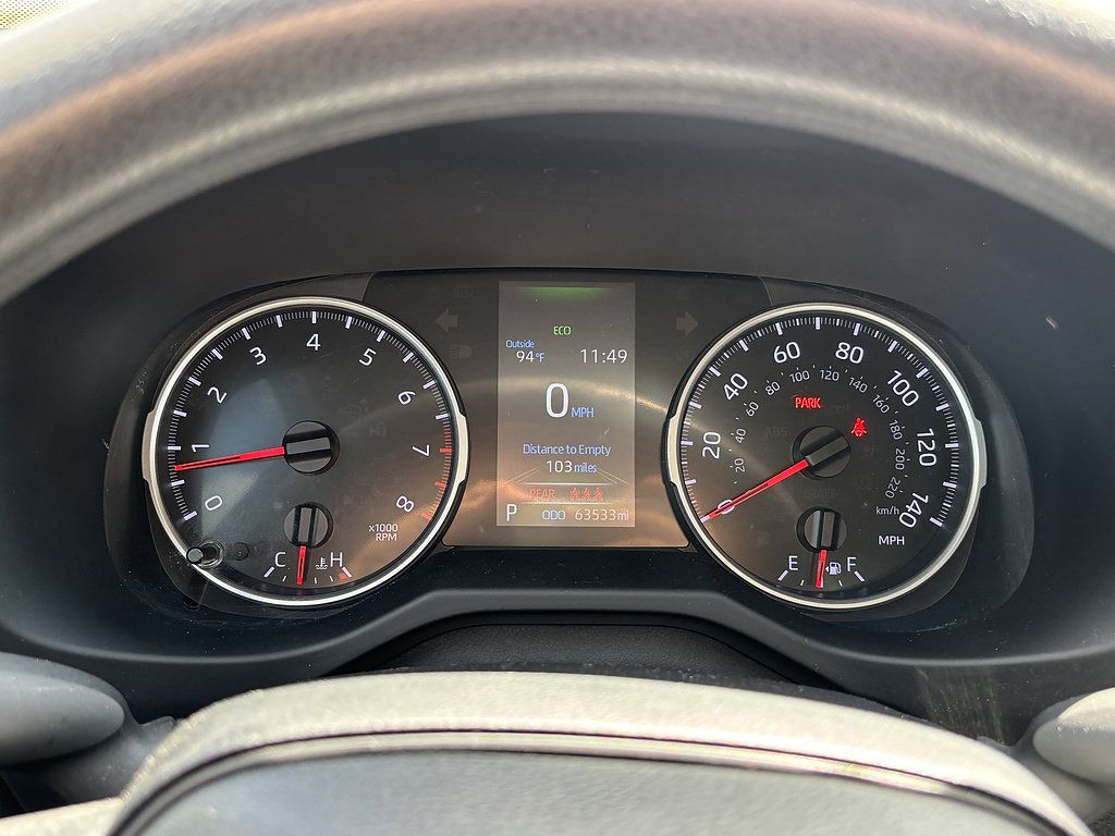 Used 2022 Toyota RAV4 LE FWD image 13