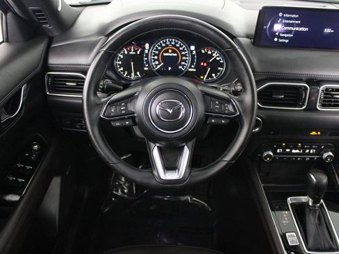 Used 2023 MAZDA CX-5 Signature image 4