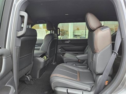 New 2025 Nissan Armada SL w/ Captain's Chari Seat Package image 12