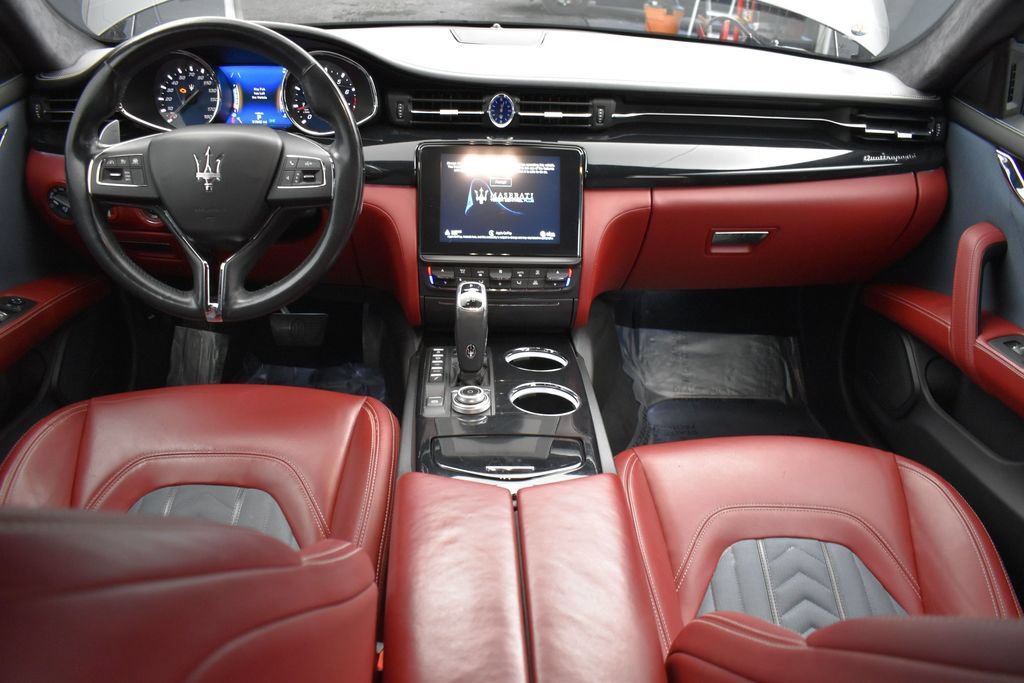 Used 2019 Maserati Quattroporte S GranLusso Q4 AWD/4WD image 16