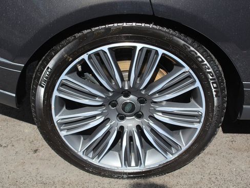 Used 2019 Land Rover Range Rover Supercharged image 28