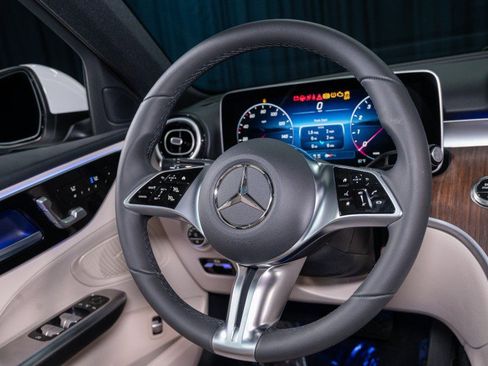 New 2026 Mercedes-Benz C 300 Sedan image 15