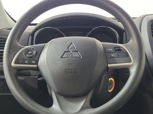 Used 2025 Mitsubishi Outlander Sport LE AWD/4WD image 15