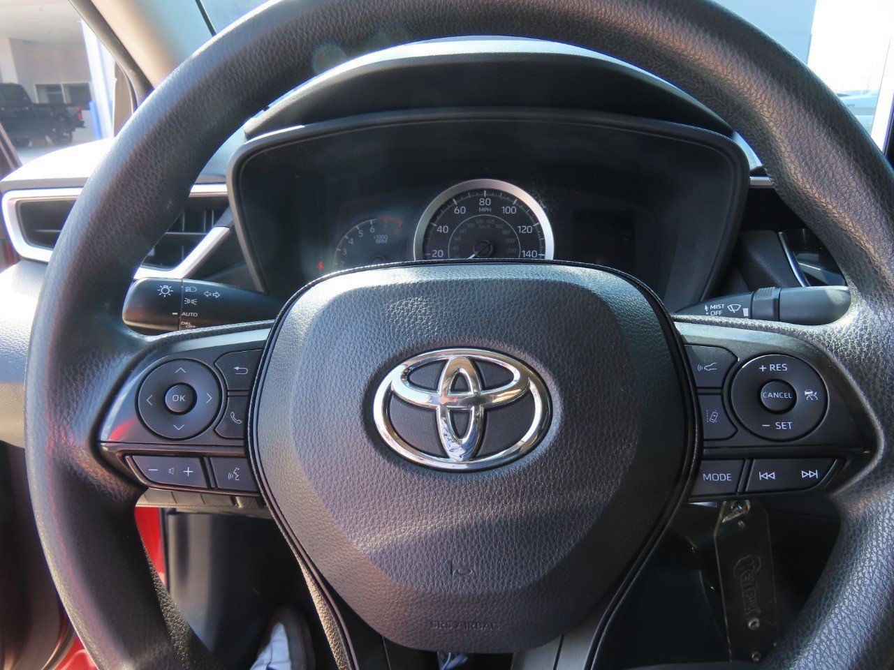 Used 2020 Toyota Corolla LE FWD image 26