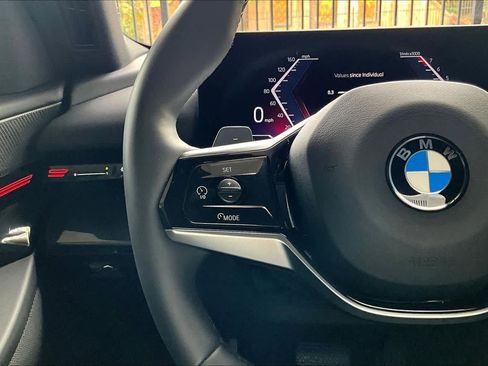 Used 2026 BMW 530i image 23