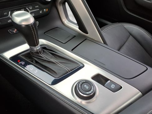 Used 2014 Chevrolet Corvette Stingray Convertible w/ 2LT Preferred Equipment Group image 19