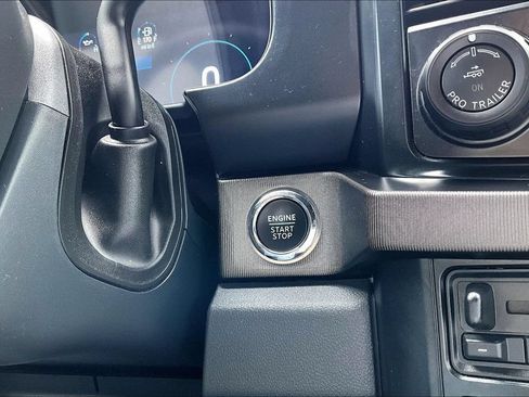 Used 2024 Ford F250 Platinum AWD/4WD image 21