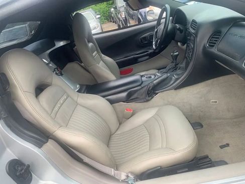 Used 1998 Chevrolet Corvette Convertible 2D image 6