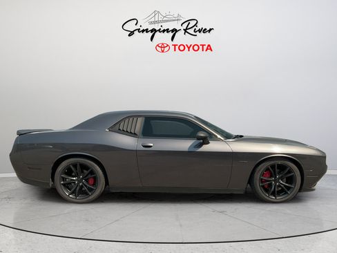 Used 2016 Dodge Challenger R/T Plus RWD image 8