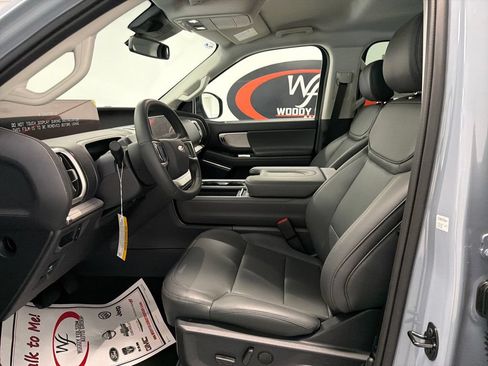 New 2026 Ford Expedition Max Active RWD image 10