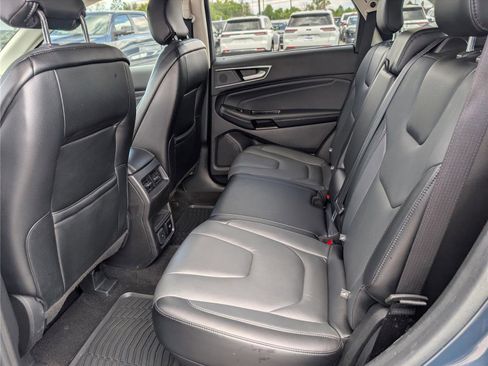Used 2019 Ford Edge Titanium w/ Cold Weather Package image 15