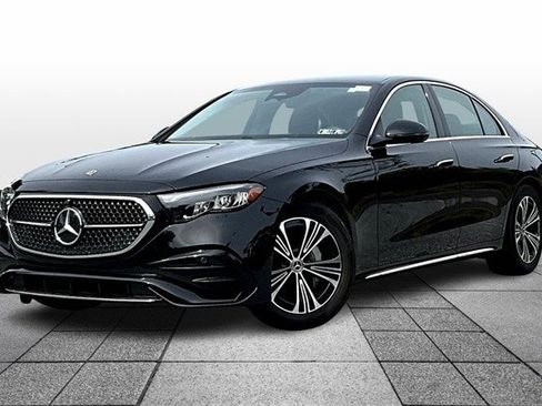 Certified 2025 Mercedes-Benz E 350 4MATIC Sedan image 5