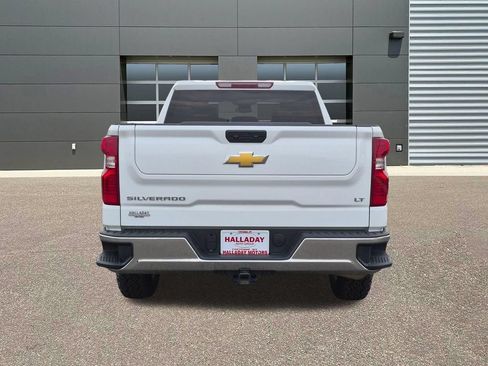Used 2024 Chevrolet Silverado 1500 LT AWD/4WD image 7