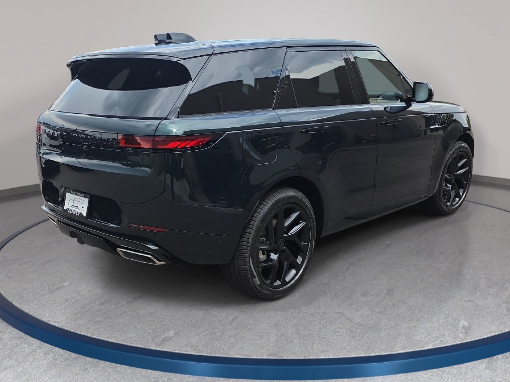 New 2026 Land Rover Range Rover Sport Dynamic SE AWD/4WD image 5