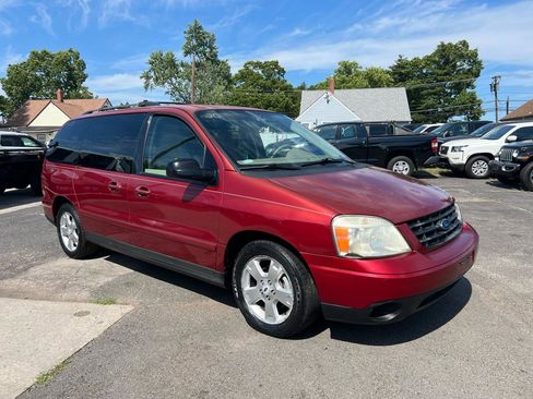 Used 2004 Ford Freestar SES FWD image 3