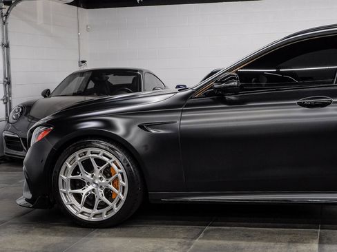 Used 2019 Mercedes-Benz E 63 AMG S image 20