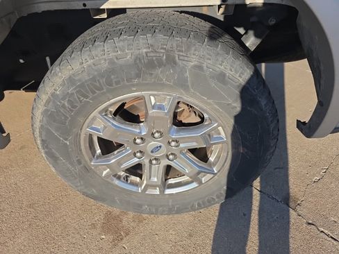 Used 2017 Ford F150 XLT w/ Equipment Group 302A Luxury image 11