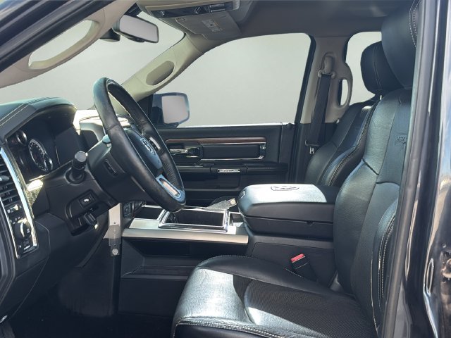 Used 2014 RAM 1500 Laramie AWD/4WD image 17