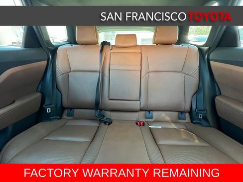 Used 2025 Toyota Crown Signia image 15