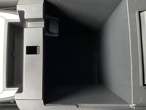 Certified 2023 Ford Explorer XLT w/ Equipment Group 202A image 54