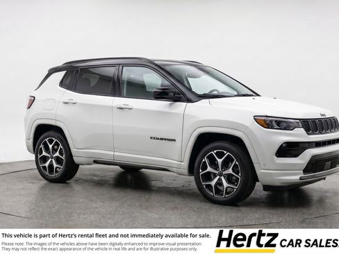 Used 2025 Jeep Compass Limited AWD/4WD image 1