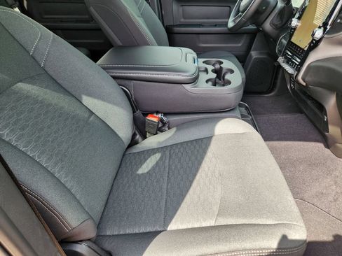 New 2026 RAM 2500 Tradesman AWD/4WD image 10
