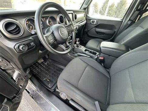 Used 2023 Jeep Wrangler Unlimited Sport image 16