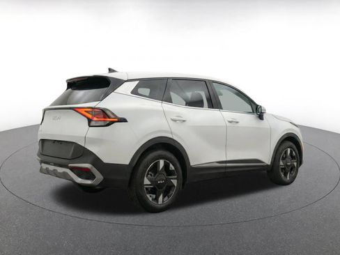 Used 2026 Kia Sportage LX FWD image 9