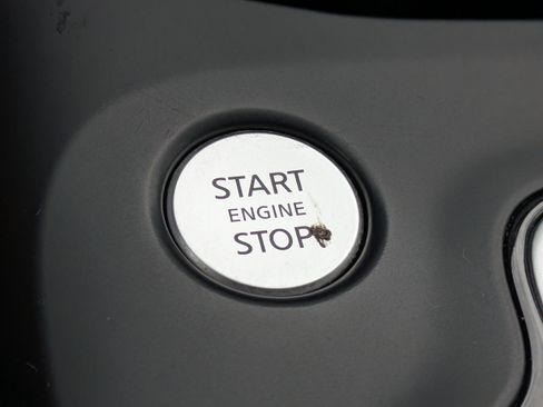 Used 2019 INFINITI QX50 Essential w/ Premium Heat Package image 31