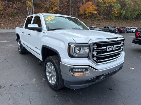 Used 2018 GMC Sierra 1500 SLT w/ SLT Premium Package image 5