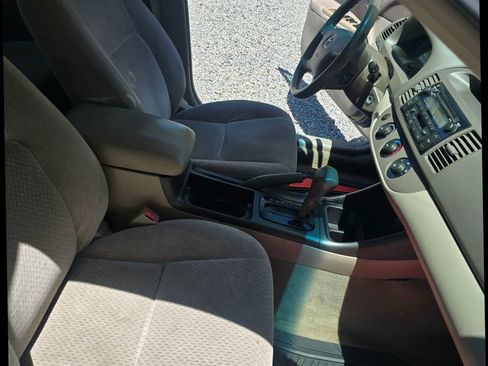 Used 2003 Toyota Camry LE FWD image 16