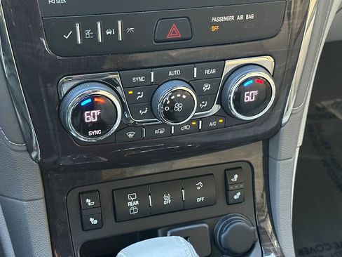 Used 2017 Buick Enclave Leather w/ Enclave Sport Touring Edition image 20