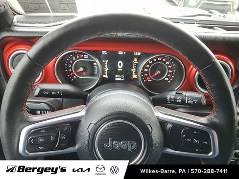 Used 2018 Jeep Wrangler Unlimited Rubicon w/ Dual Top Group image 22