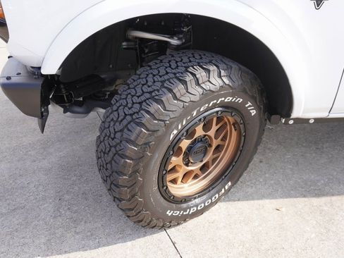 Used 2022 Ford Bronco Outer Banks image 31