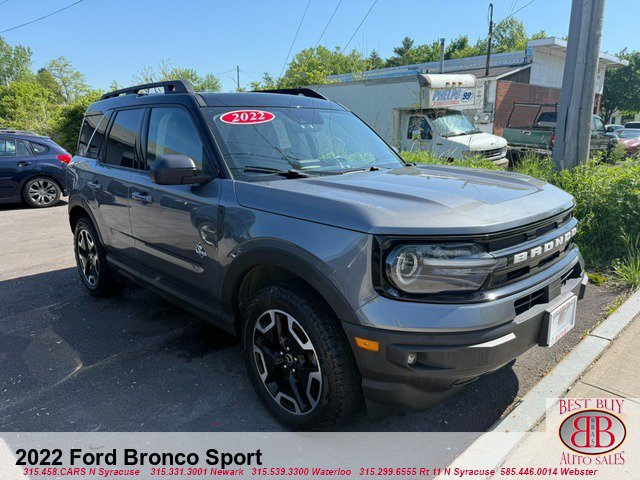 Used 2022 Ford Bronco Sport Outer Banks w/ Tech Package AWD/4WD image 1