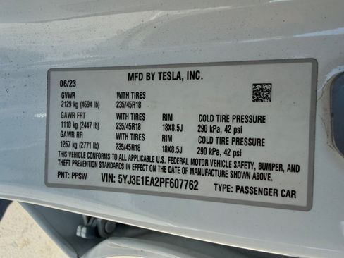 Used 2023 Tesla Model 3 Standard Range RWD image 16