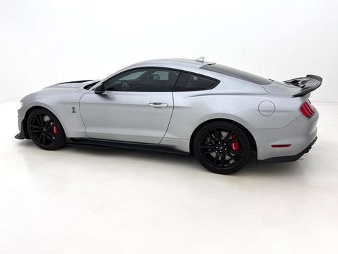 Used 2022 Ford Mustang Shelby GT500 w/ Technology Package RWD image 10